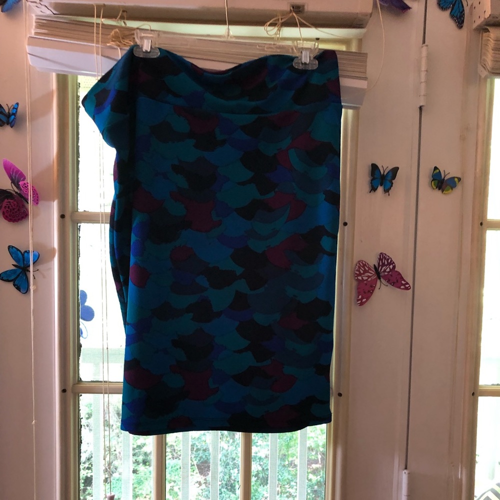 LuLaRoe Cassie skirt